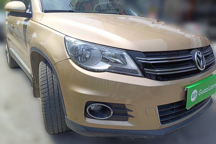Used Volkswagen Tiguan 2012 1.8TSI Automatic All-Wheel Drive Elite Edition Front Right 45 Deg