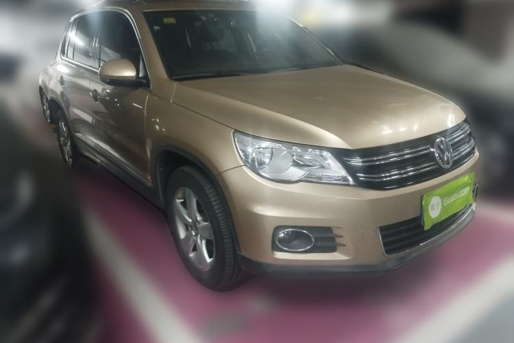 Used Volkswagen Tiguan 2012 2.0 TSI Automatic All-Wheel Drive Elite Edition Front Right 45 Deg