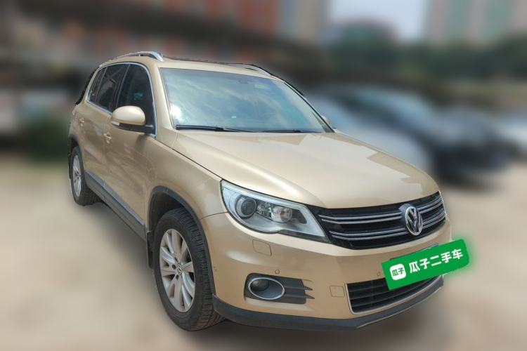 Used Volkswagen Tiguan 2012 2.0 TSI Automatic All-Wheel Drive Flagship Edition Front Right 45 Deg