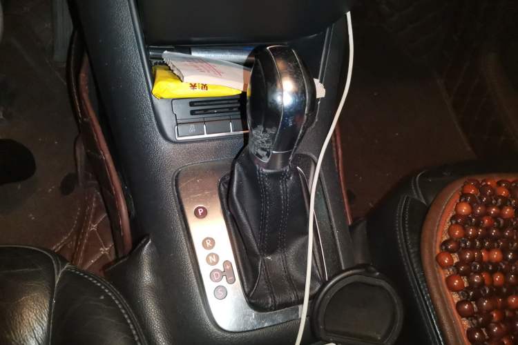 Used Volkswagen Tiguan 2012 1.8TSI Automatic Two-Wheel Drive Elite Edition Gear Lever