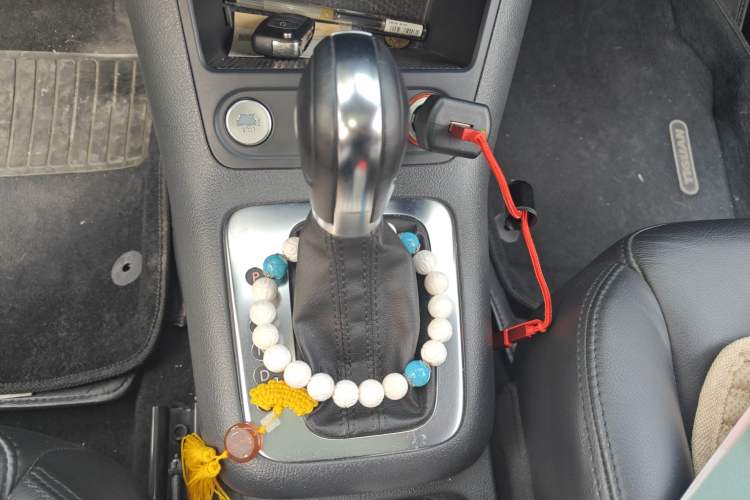 Used Volkswagen Tiguan 2012 1.8TSI Automatic Two-Wheel Drive Elite Edition Gear Lever