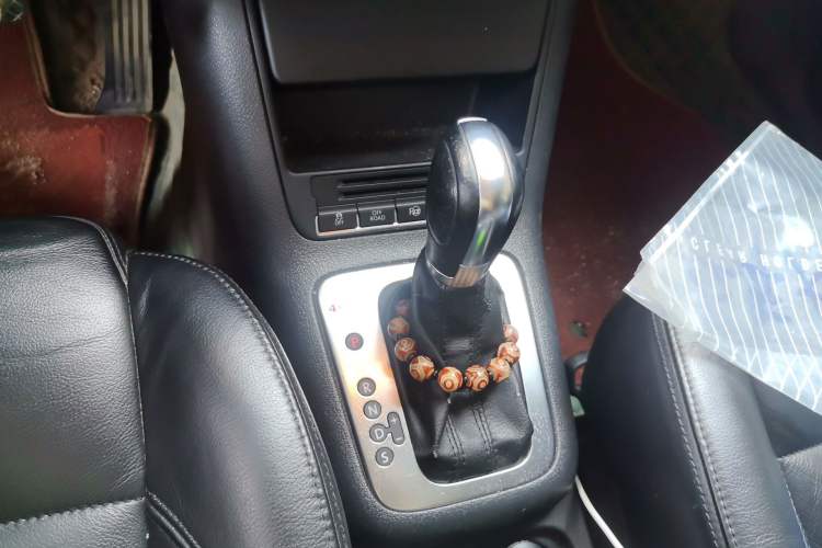 Used Volkswagen Tiguan 2012 2.0 TSI Luxury Edition Gear Lever