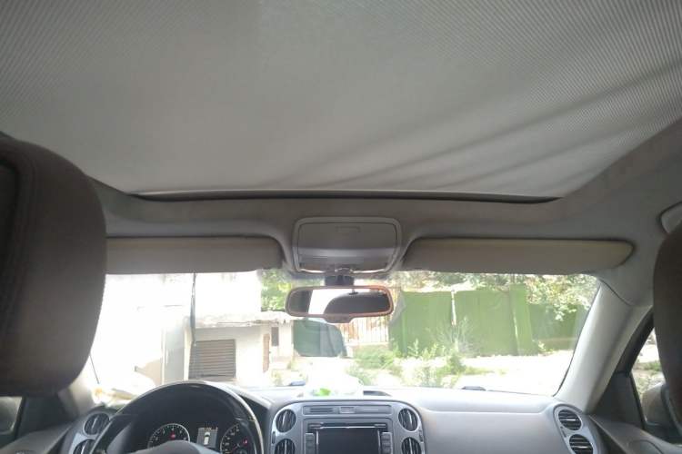 Used Volkswagen Tiguan 2012 2.0 TSI Comfort Edition Headliner