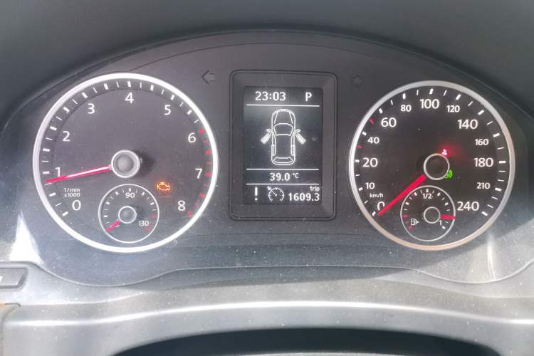 Used Volkswagen Tiguan 2012 1.8TSI Automatic Two-Wheel Drive Trend Edition Instrument Cluster