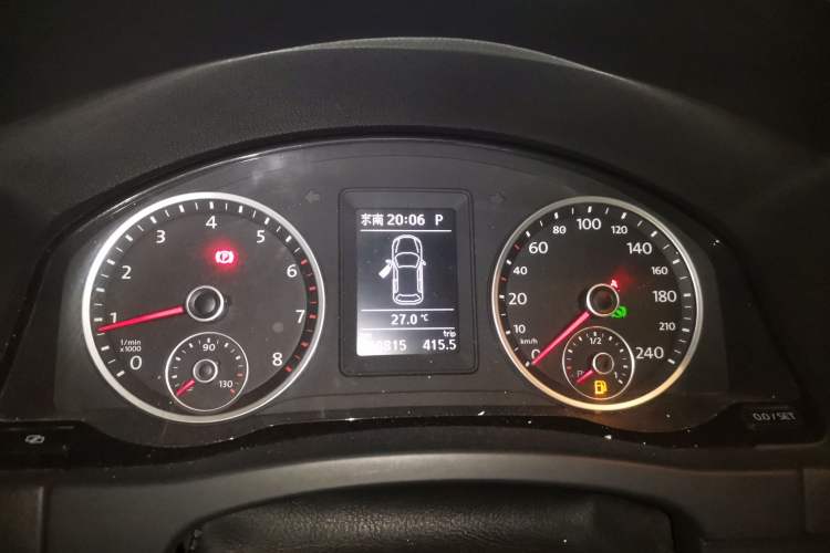 Used Volkswagen Tiguan 2012 1.8TSI Automatic Two-Wheel Drive Elite Edition Instrument Cluster