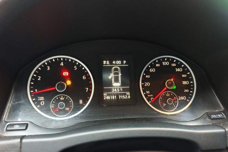 Used Volkswagen Tiguan 2012 1.8TSI Automatic Two-Wheel Drive Elite Edition Instrument Cluster