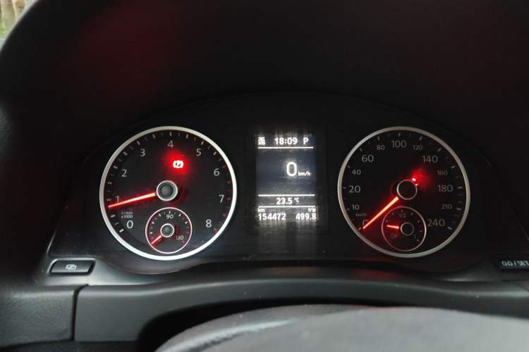Used Volkswagen Tiguan 2012 1.8TSI Automatic Two-Wheel Drive Elite Edition Instrument Cluster