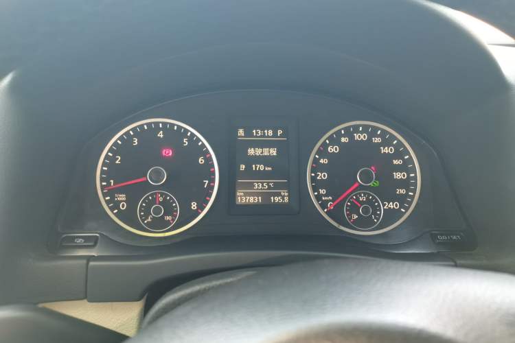 Used Volkswagen Tiguan 2012 1.8TSI Automatic Two-Wheel Drive Elite Edition Instrument Cluster