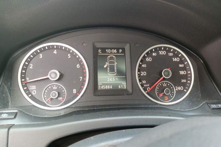 Used Volkswagen Tiguan 2012 1.8TSI Automatic All-Wheel Drive Elite Edition Instrument Cluster