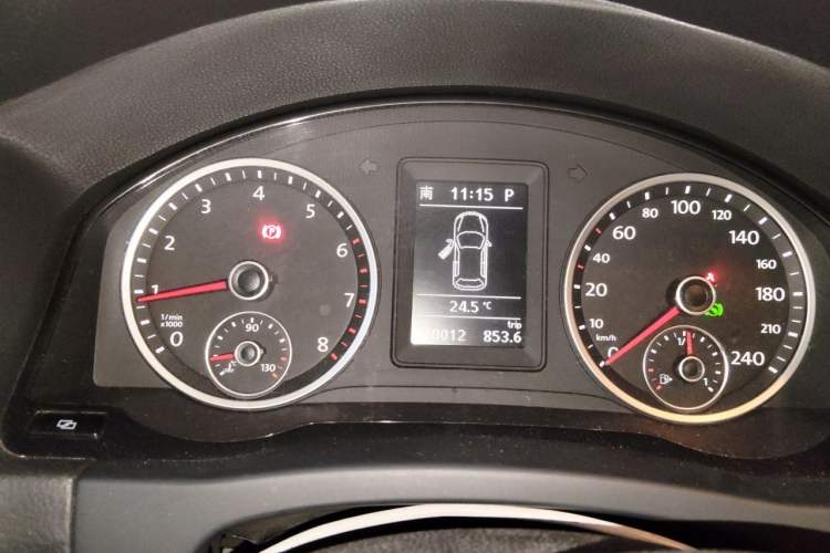 Used Volkswagen Tiguan 2012 1.8TSI Automatic Two-Wheel Drive Elite Edition Instrument Cluster