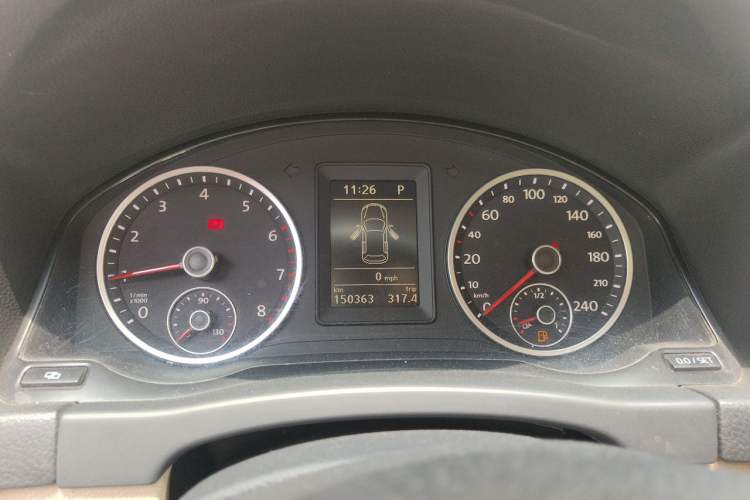 Used Volkswagen Tiguan 2012 2.0 TSI Automatic All-Wheel Drive Flagship Edition Instrument Cluster