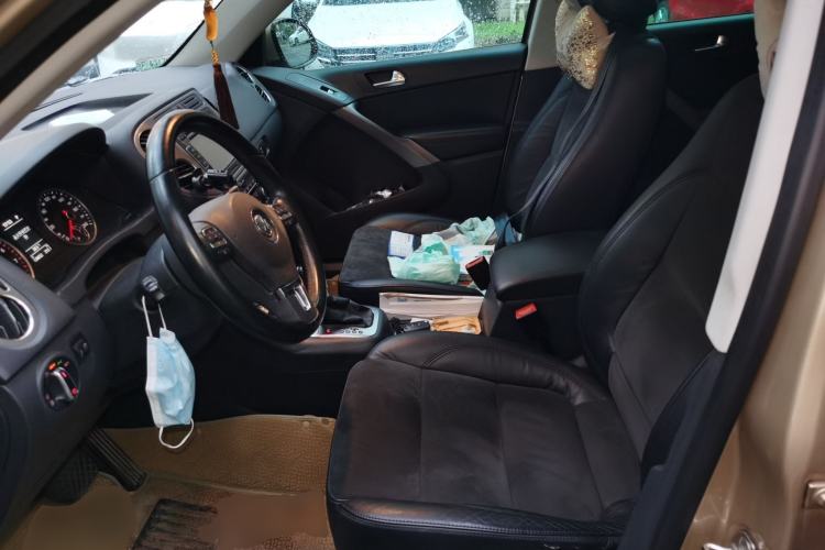 Used Volkswagen Tiguan 2012 2.0 TSI Automatic All-Wheel Drive Flagship Edition Left Front Seat