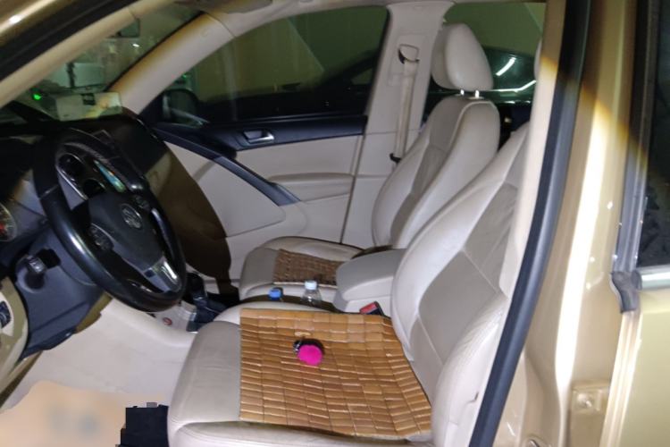 Used Volkswagen Tiguan 2012 1.8TSI Automatic All-Wheel Drive Elite Edition Left Front Seat