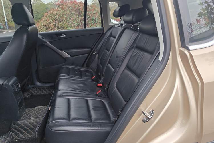 Used Volkswagen Tiguan 2012 1.8TSI Automatic All-Wheel Drive Elite Edition Left Rear Seat