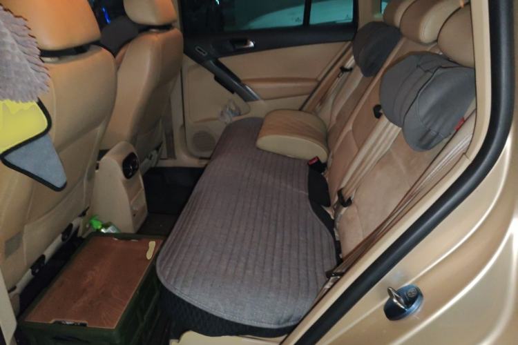 Used Volkswagen Tiguan 2012 2.0 TSI Automatic All-Wheel Drive Flagship Edition Left Rear Seat