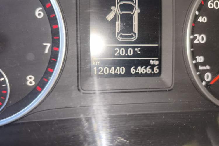 Used Volkswagen Tiguan 2012 1.8TSI Automatic Two-Wheel Drive Elite Edition Odometer Close Up