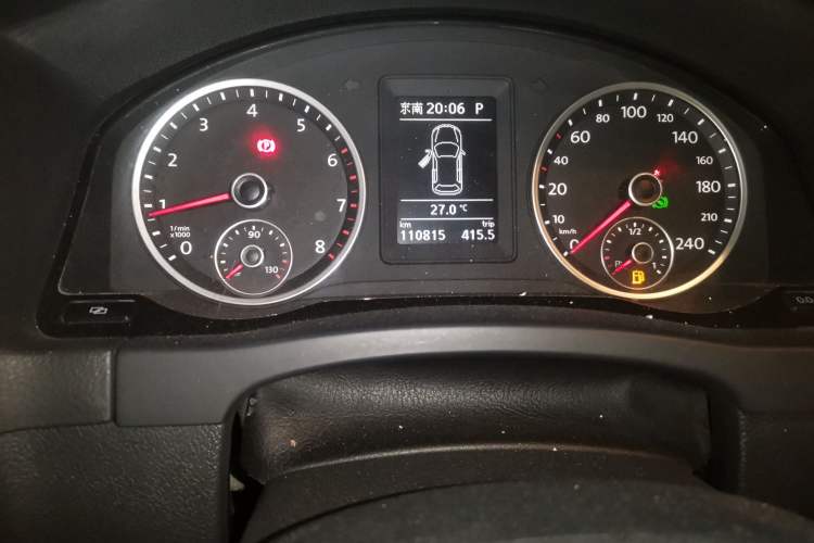 Used Volkswagen Tiguan 2012 1.8TSI Automatic Two-Wheel Drive Elite Edition Odometer Close Up