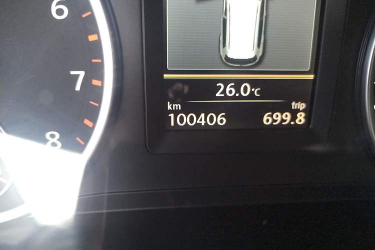 Used Volkswagen Tiguan 2012 2.0 TSI Comfort Edition Odometer Close Up