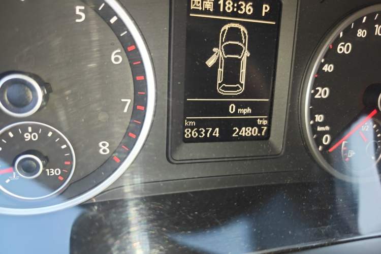 Used Volkswagen Tiguan 2012 1.8TSI Automatic All-Wheel Drive Elite Edition Odometer Close Up