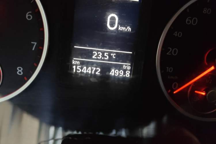 Used Volkswagen Tiguan 2012 1.8TSI Automatic Two-Wheel Drive Elite Edition Odometer Close Up