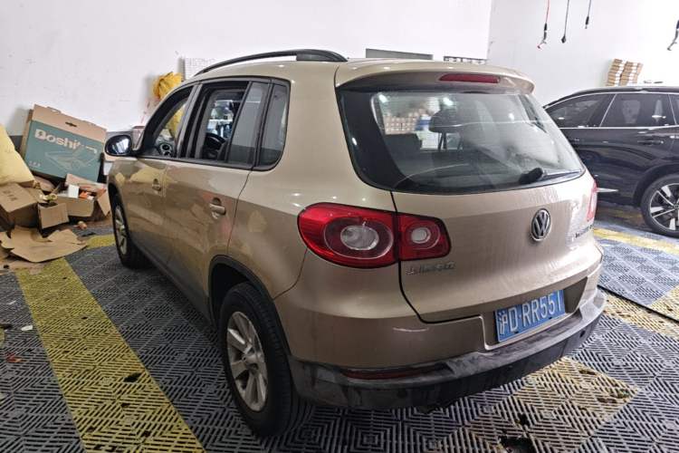 Used Volkswagen Tiguan 2012 1.8TSI Automatic Two-Wheel Drive Trend Edition Rear Left 45 Deg