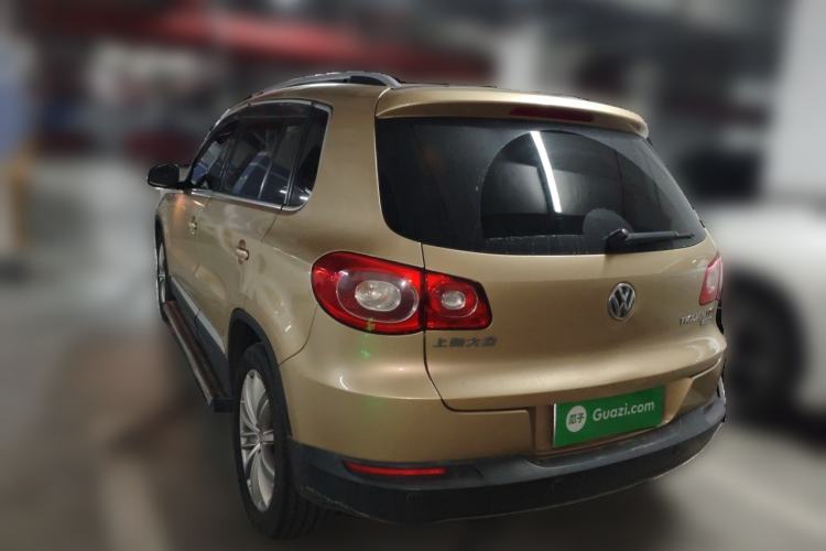 Used Volkswagen Tiguan 2012 2.0 TSI Automatic All-Wheel Drive Flagship Edition Rear Left 45 Deg