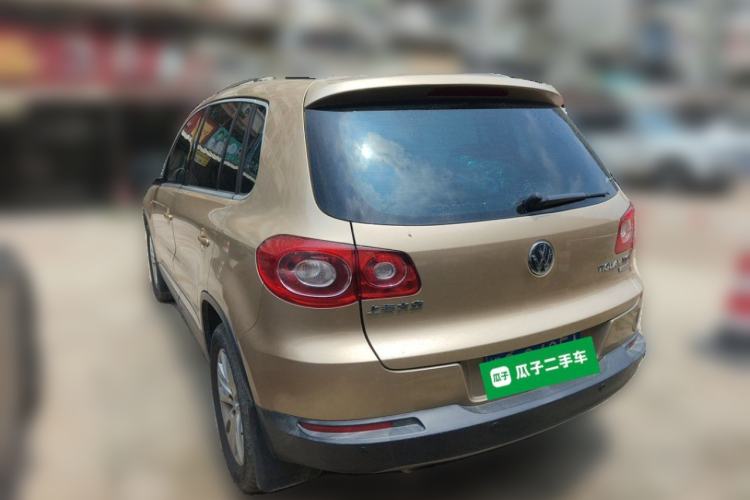 Used Volkswagen Tiguan 2012 2.0 TSI Automatic All-Wheel Drive Flagship Edition Rear Left 45 Deg