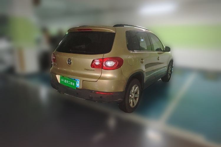 Used Volkswagen Tiguan 2012 1.8TSI Automatic Two-Wheel Drive Trend Edition Rear Right 45 Deg