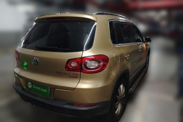 Used Volkswagen Tiguan 2012 2.0 TSI Automatic All-Wheel Drive Flagship Edition Rear Right 45 Deg