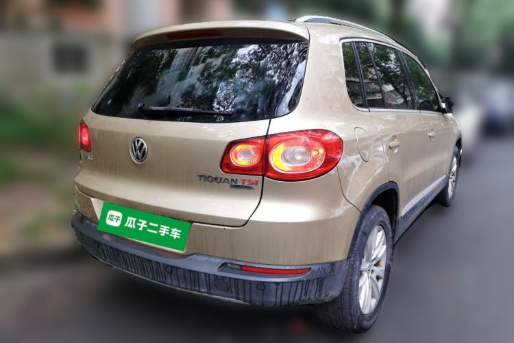 Used Volkswagen Tiguan 2012 2.0 TSI Automatic All-Wheel Drive Flagship Edition Rear Right 45 Deg