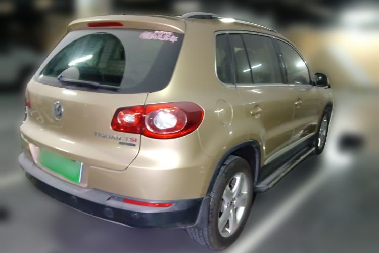 Used Volkswagen Tiguan 2012 1.8TSI Automatic All-Wheel Drive Elite Edition Rear Right 45 Deg