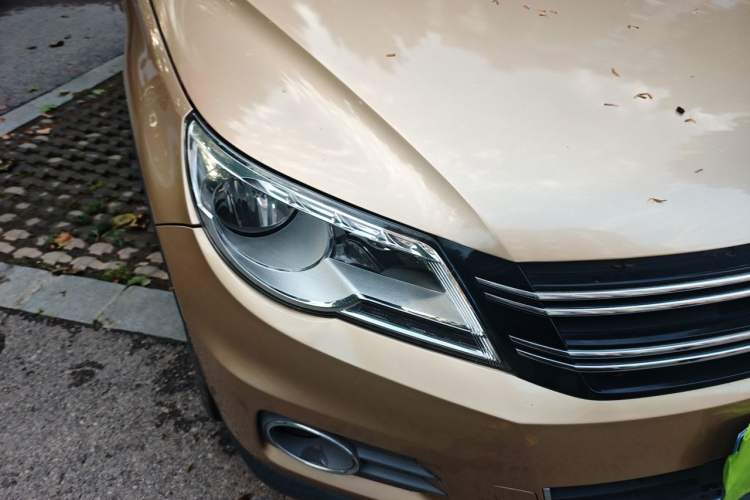 Used Volkswagen Tiguan 2012 1.8TSI Automatic Two-Wheel Drive Elite Edition Right Front Headlight