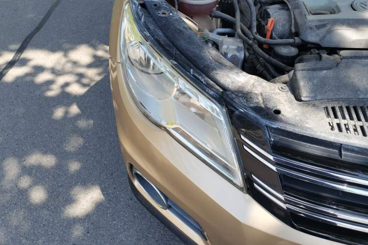 Used Volkswagen Tiguan 2012 1.8TSI Automatic Two-Wheel Drive Elite Edition Right Front Headlight