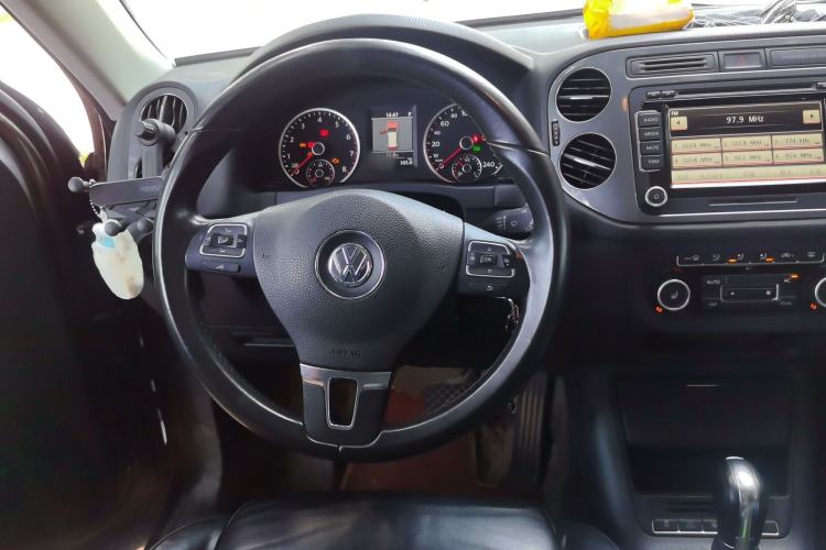Used Volkswagen Tiguan 2012 2.0 TSI Luxury Edition Steering Wheel