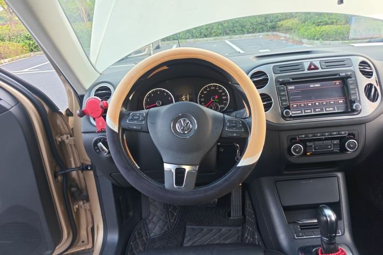 Used Volkswagen Tiguan 2012 1.8TSI Automatic All-Wheel Drive Elite Edition Steering Wheel