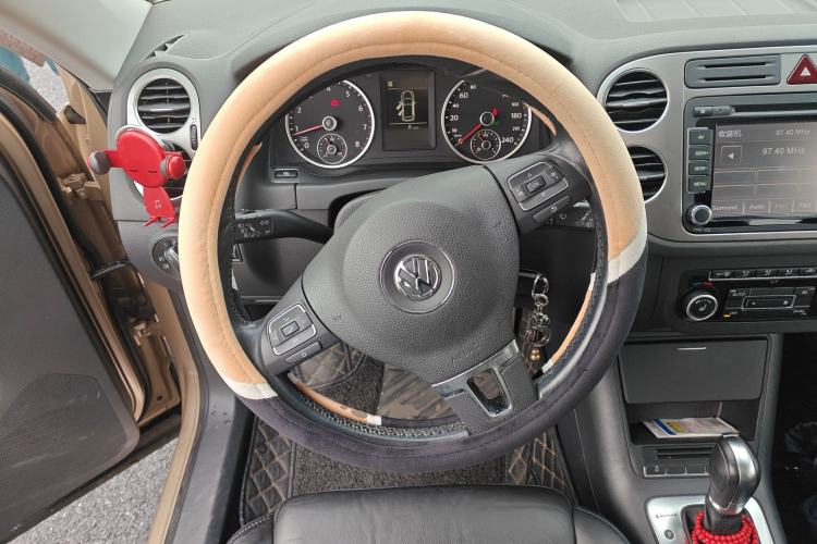 Used Volkswagen Tiguan 2012 1.8TSI Automatic All-Wheel Drive Elite Edition Steering Wheel