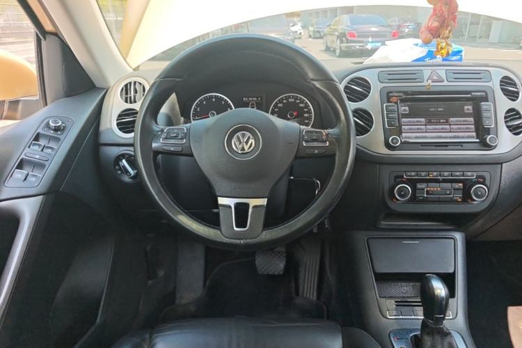 Used Volkswagen Tiguan 2012 1.8TSI Automatic All-Wheel Drive Elite Edition Steering Wheel