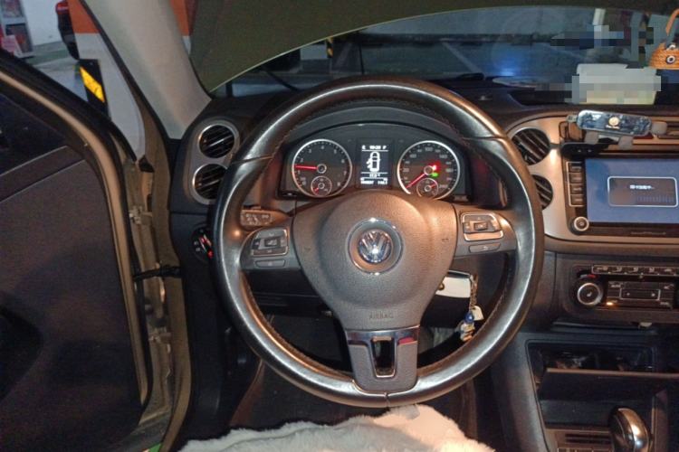 Used Volkswagen Tiguan 2012 1.8TSI Automatic All-Wheel Drive Elite Edition Steering Wheel