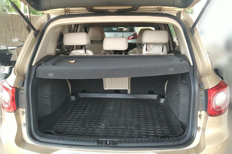 Used Volkswagen Tiguan 2012 1.8TSI Automatic Two-Wheel Drive Trend Edition Trunk