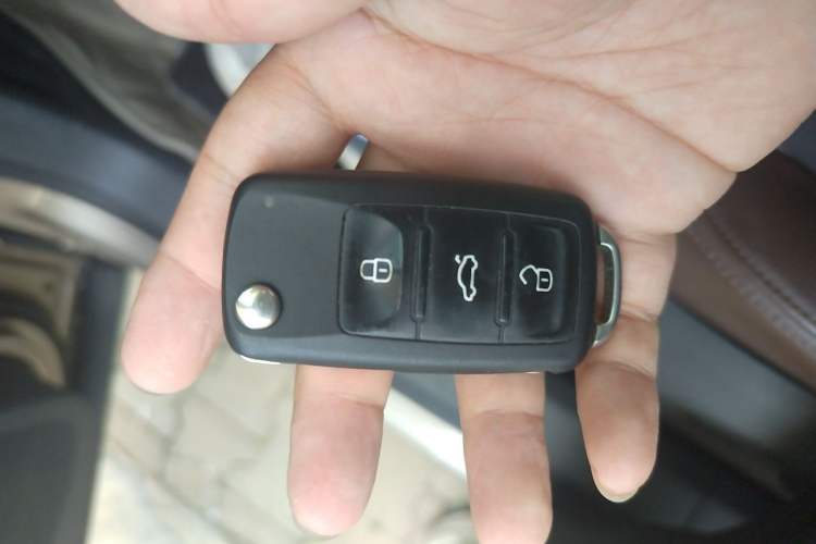 Used Volkswagen Tiguan 2012 2.0 TSI Comfort Edition Vehicle Key