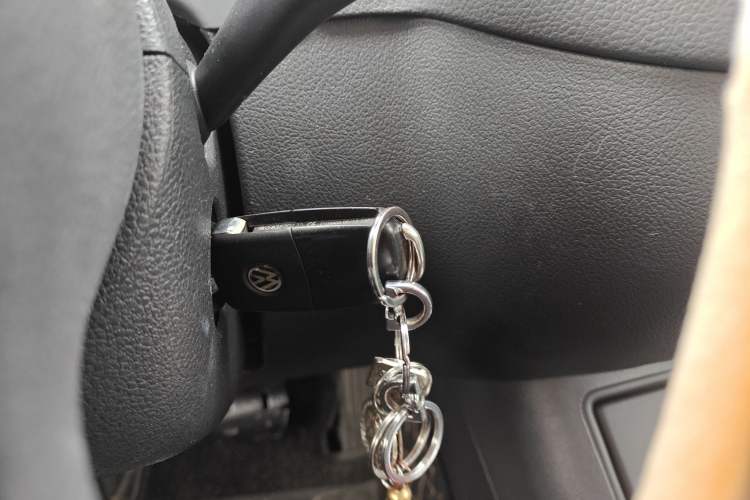Used Volkswagen Tiguan 2012 1.8TSI Automatic All-Wheel Drive Elite Edition Vehicle Key