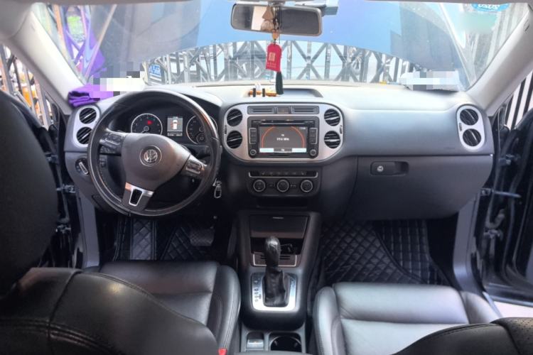 Used Volkswagen Tiguan 2013 1.8TSI Automatic Two-Wheel Drive Luxury Model Center Console