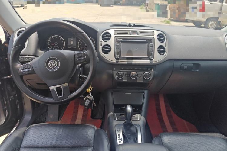 Used Volkswagen Tiguan 2013 1.8TSI Automatic Two-Wheel Drive Luxury Model Center Console