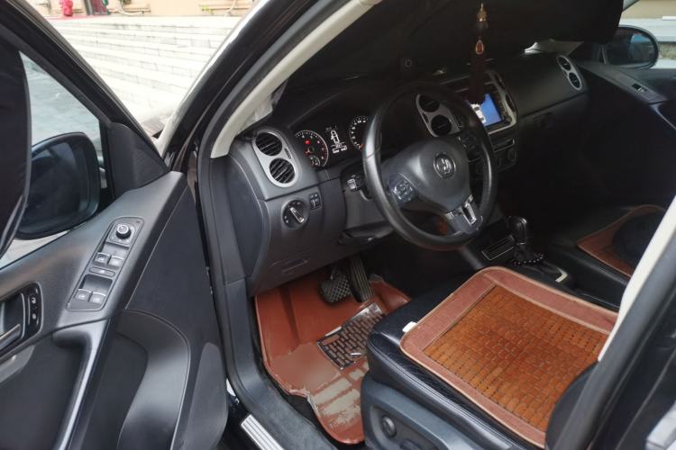 Used Volkswagen Tiguan 2013 1.8TSI Automatic All-Wheel-Drive Comfort Edition Driver Seat