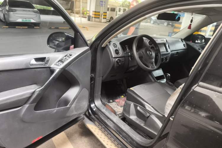 Used Volkswagen Tiguan 2013 1.8TSI Automatic Two-Wheel Drive Trend Edition Driver Seat
