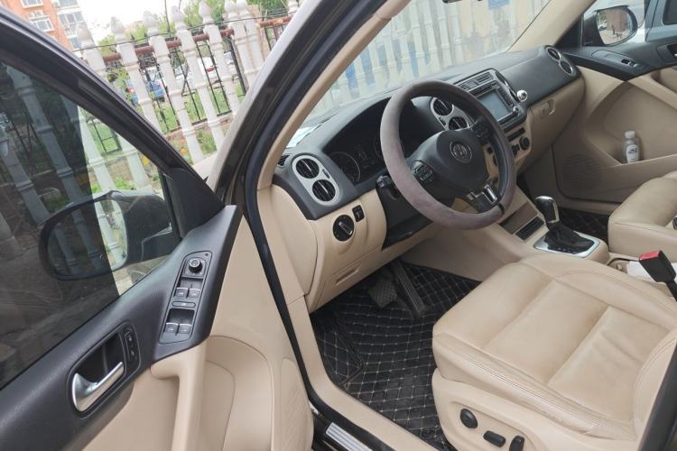 Used Volkswagen Tiguan 2013 1.8 TSI Automatic Two-Wheel Drive Comfort Edition Driver Seat