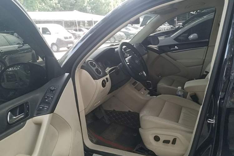 Used Volkswagen Tiguan 2013 1.8 TSI Automatic Two-Wheel Drive Comfort Edition Driver Seat