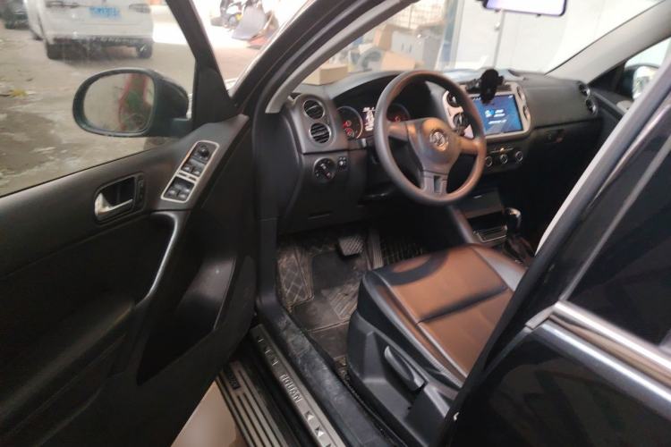 Used Volkswagen Tiguan 2013 1.8TSI Automatic Two-Wheel Drive Trend Edition Driver Seat