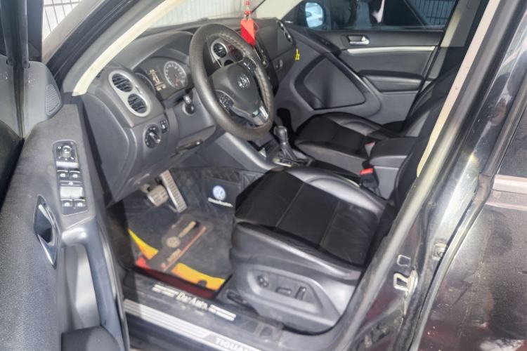 Used Volkswagen Tiguan 2013 1.8 TSI Automatic Two-Wheel Drive Comfort Edition Driver Seat