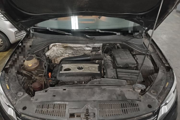Used Volkswagen Tiguan 2013 1.8 TSI Automatic Two-Wheel Drive Comfort Edition Engine Bay